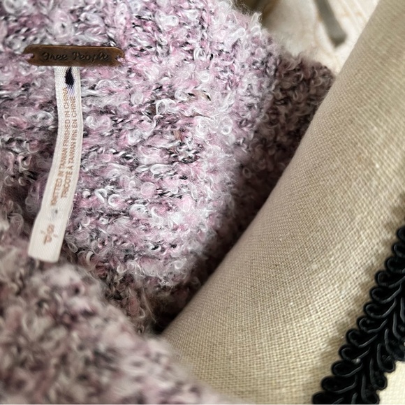 EUC Free People Pink Purple Dip Dye Ombre Crew Neck Sweater Bell Sleeves Sz S - Picture 6 of 7